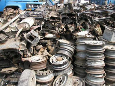 包头地区专业回收 高价求购报废汽车及优质零配件